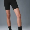 Pantalones cortos de ciclista High-Waist de 7" – Negro