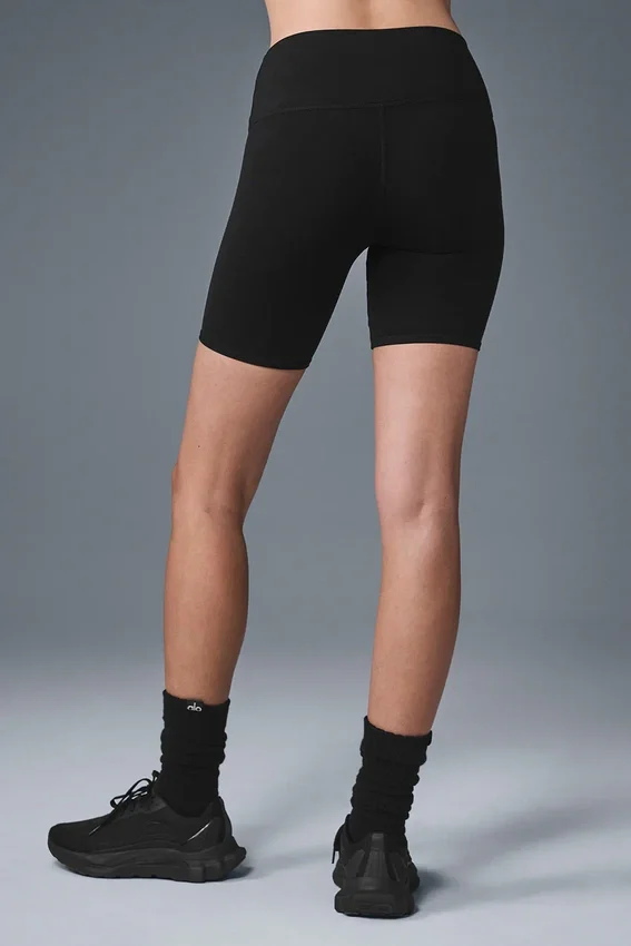 Pantalones cortos de ciclista High-Waist de 7" – Negro