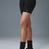 Pantalones cortos de ciclista High-Waist de 7" – Negro