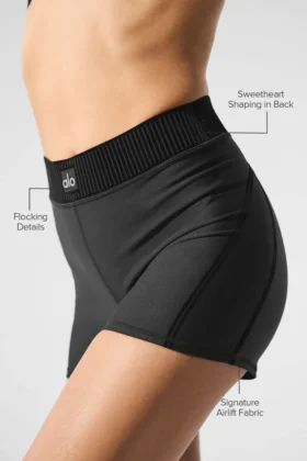 Pantalones cortos de cintura alta de la línea High-Waist Airlift — Negro