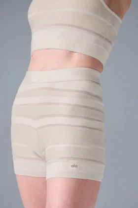 Pantalones cortos de punto High-Waist «Sport Play» – Marfil/Alabastro