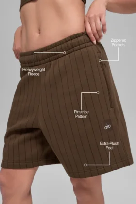 Pantalones cortos de rayas finas de 7″ — Rayas finas color espresso