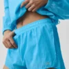 Pantalones cortos de talle medio «Go Time» — Azul celeste
