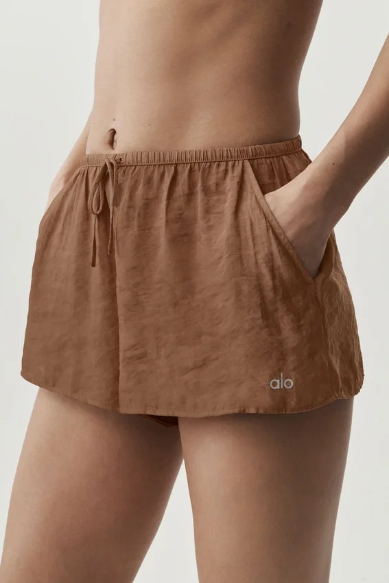 Pantalones cortos de talle medio «Golden Hour» semitransparentes - Marrón «Sun Kissed»