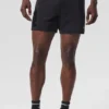 Pantalones cortos deportivos Conquer React de 7" - Negro