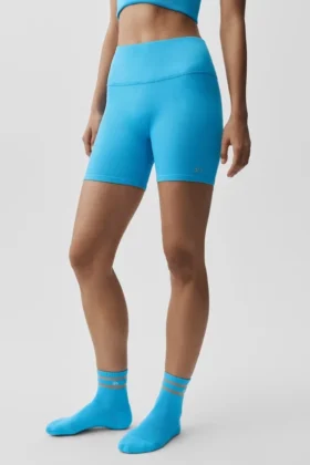 Pantalones cortos «Favorite» acanalados sin costuras de 5" - Azul celeste