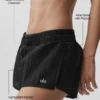 Pantalones cortos Go Time de talle medio - Negro