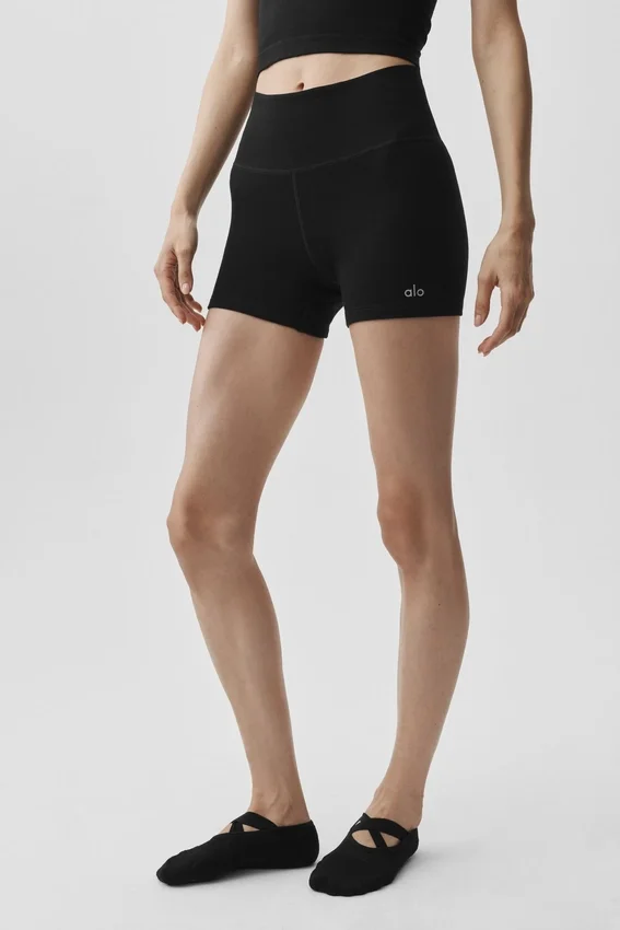 Pantalones cortos High-Waist sin costuras de modal acanalado de 4" - Negro