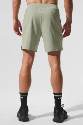 Pantalones cortos Repetition de 7″ – Limestone