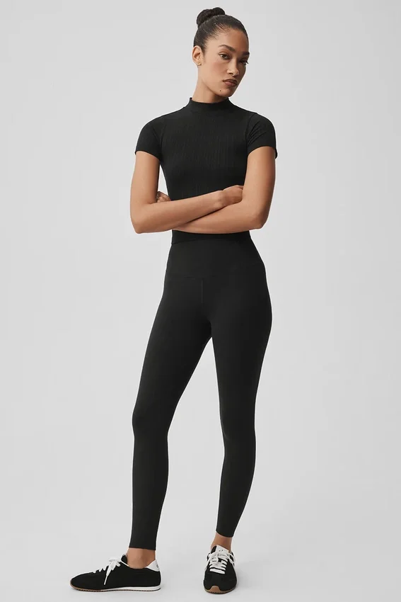 Pantalones cortos sin costuras con cuello alto de punto calado - Negro
