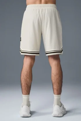 Pantalones cortos Traction Arena de 9″ – Blanco hueso