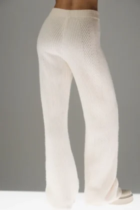 Pantalones de cachemira de corte ancho «Winter Magic» – Marfil
