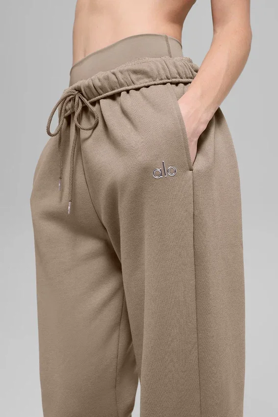 Pantalones de chándal Accolade de corte recto - Grava