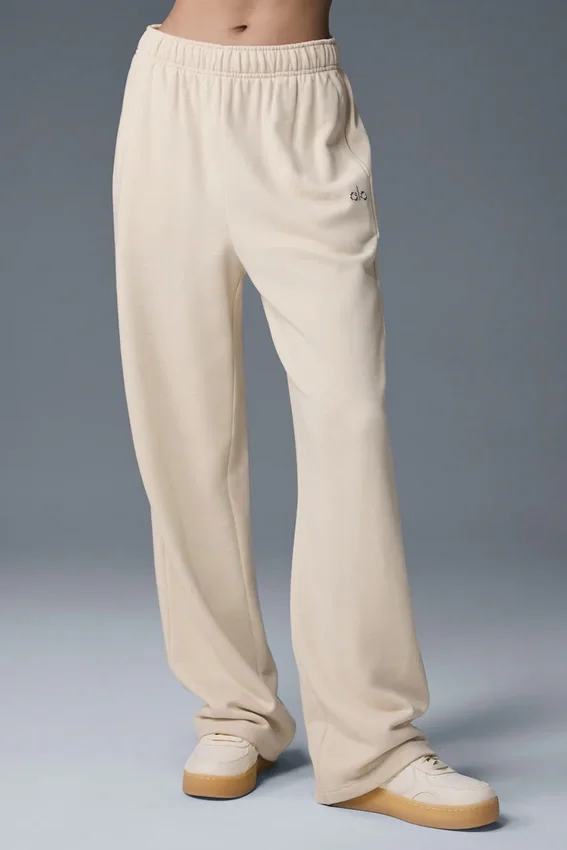 Pantalones de chándal Accolade de corte recto - Leche de avena
