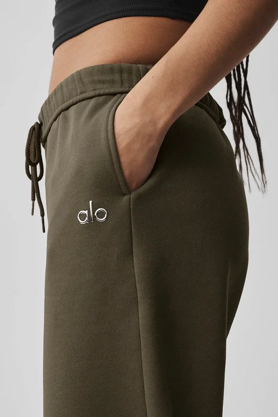 Pantalones de chándal Accolade de corte recto - Olive Tree