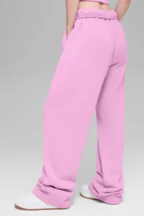 Pantalones de chándal Accolade de corte recto – Rosa corazón de caramelo