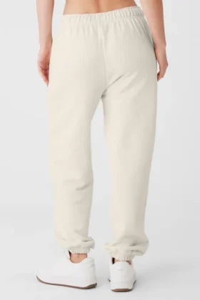 Pantalones de chándal Accolade – Hueso