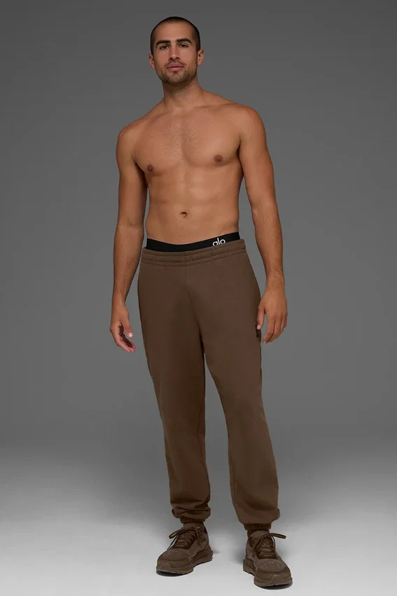 Pantalones de chándal de felpa gruesa con puños «Renown» – Espresso