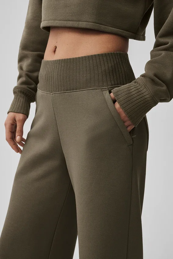 Pantalones de chándal Serenity de corte ancho - Olive Tree