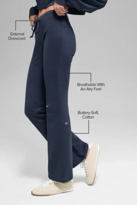 Pantalones de chándal Sway de corte acampanado – Azul marino