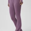 Pantalones de chándal Sway de corte acampanado - Plum Kiss