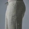 Pantalones de chándal Triumph Restore - Gris, mezcla de tres tejidos