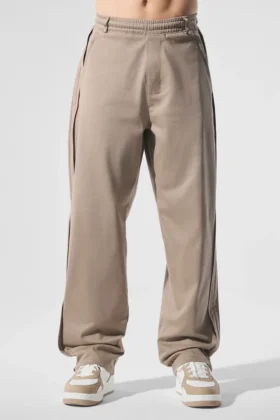 Pantalones de pierna recta Edition Sueded - Gravel