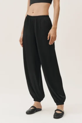 Pantalones High-Waist «Radiance» de mezcla de seda - Negro