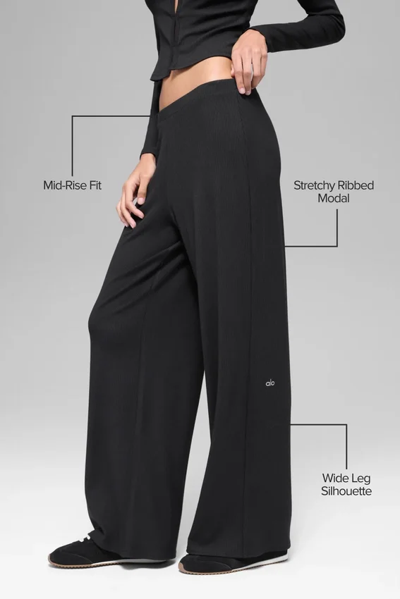 Pantalones rectos Dreamlight de talle medio - Negro