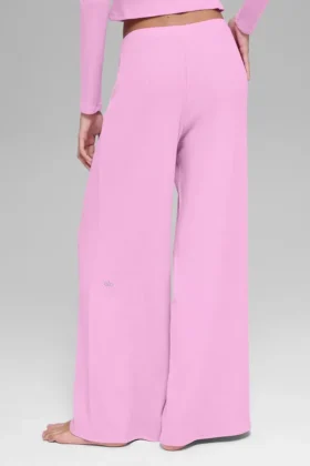 Pantalones rectos Dreamlight de talle medio – Rosa Candy Heart