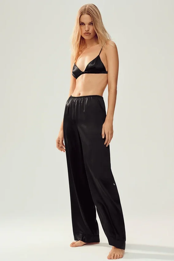 Pantalones Silk Luminous (corte regular) - Negro