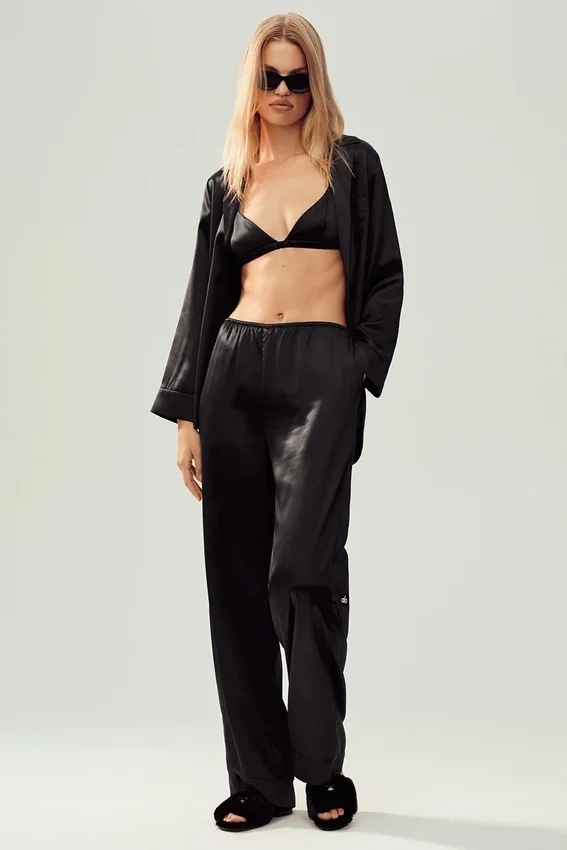 Pantalones Silk Luminous (corte regular) - Negro