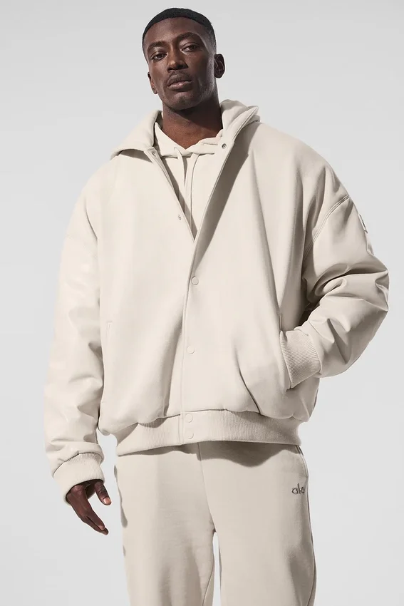 Selecciona la chaqueta bomber con capucha - Bone