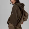 Sudadera con capucha «Make Waves» — Tonalidad espresso