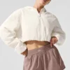 Sudadera con capucha y cremallera completa «Mountain Peak» de corte corto - Marfil
