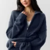 Sudadera con capucha y cremallera completa «New Class» de lana y cachemira - Azul marino
