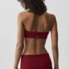 Sujetador halter Alo Softsculpt «Feel the Heat» - Rojo «Summer Romance»