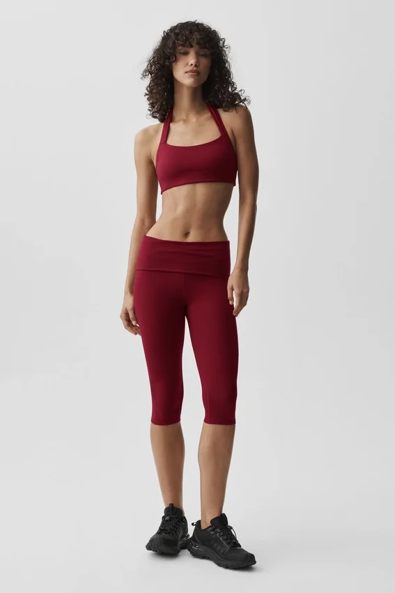 Sujetador halter Alo Softsculpt «Feel the Heat» - Rojo «Summer Romance»