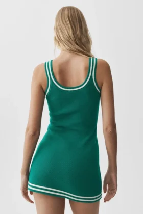 Vestido de punto estilo jersey de club de tenis – Emerald Isle/Marfil