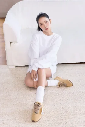 Zapatillas Alo Sunset + Jisoo - Crema caramelo