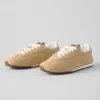 Zapatillas Alo Sunset + Jisoo - Crema caramelo